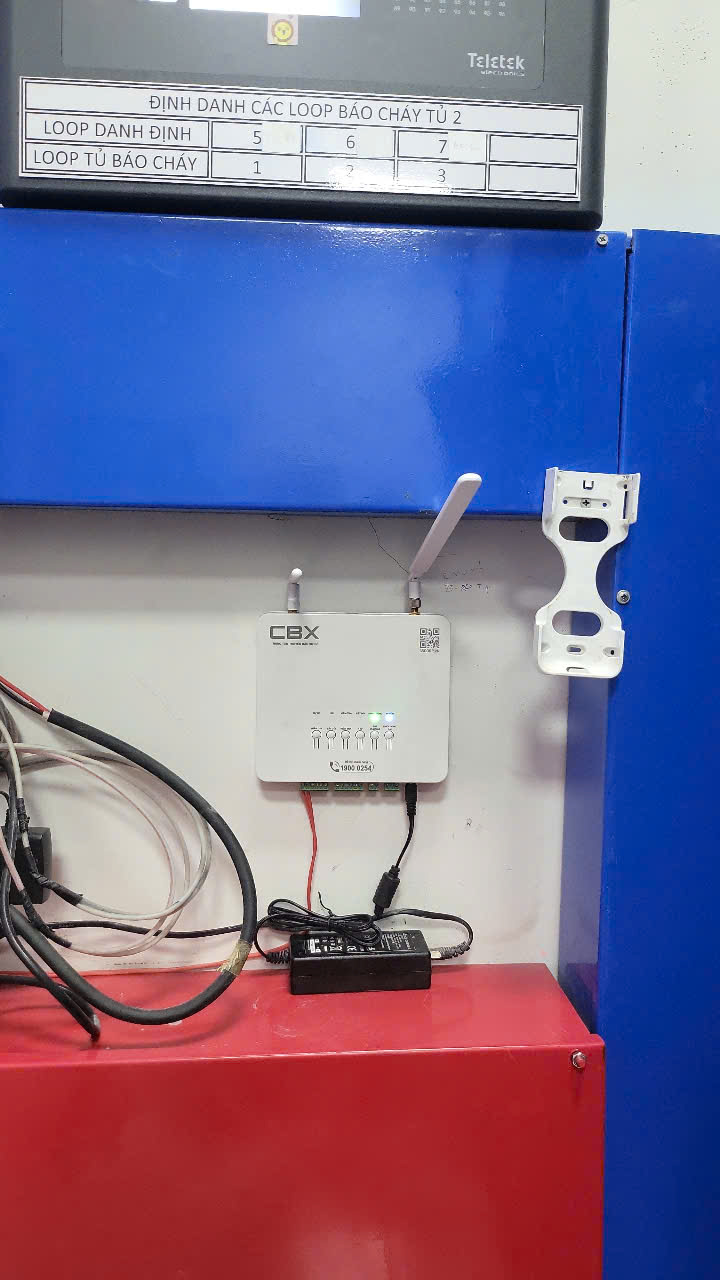Mua Thiết Bị Truyền Tin Báo Cháy Ở Đâu Uy Tín? 2 Hình ảnh lắp đặt thiết bị truyền tin báo cháy tại cơ sở 1